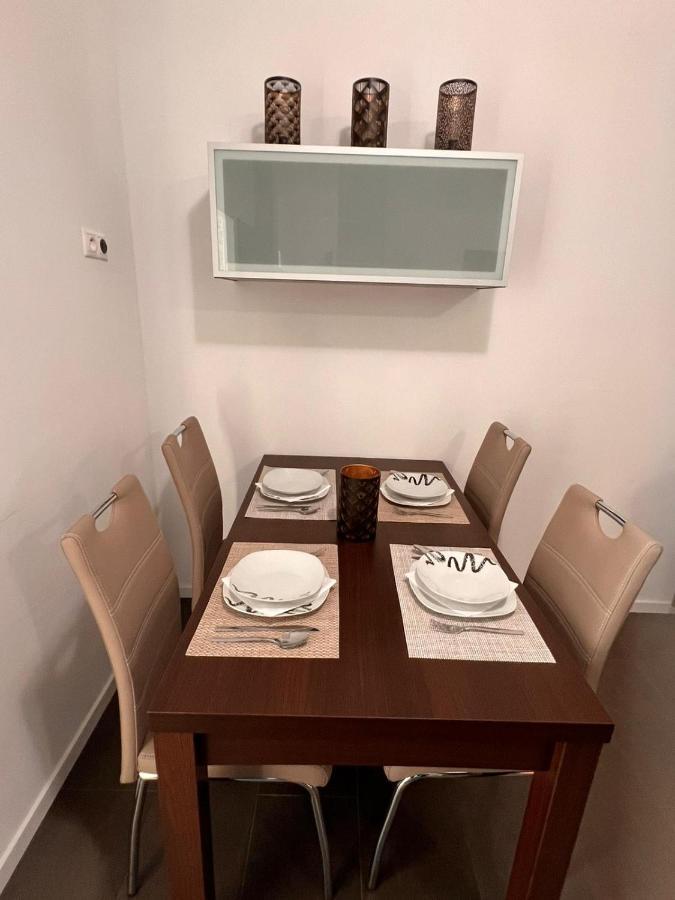 Stella Apartment Bratislava Luaran gambar